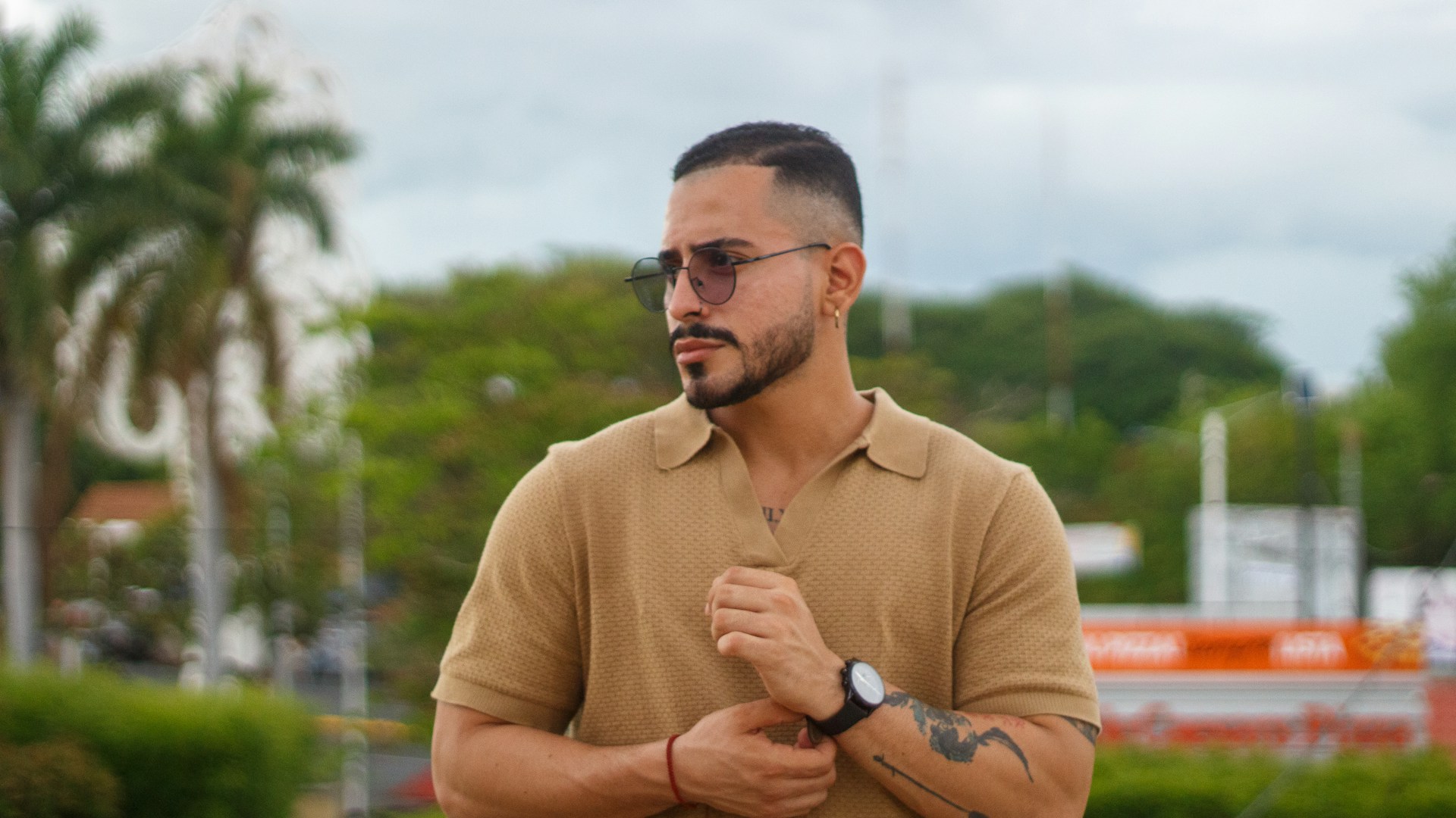 Polo met of zonder stretch wanneer zit het echt beter